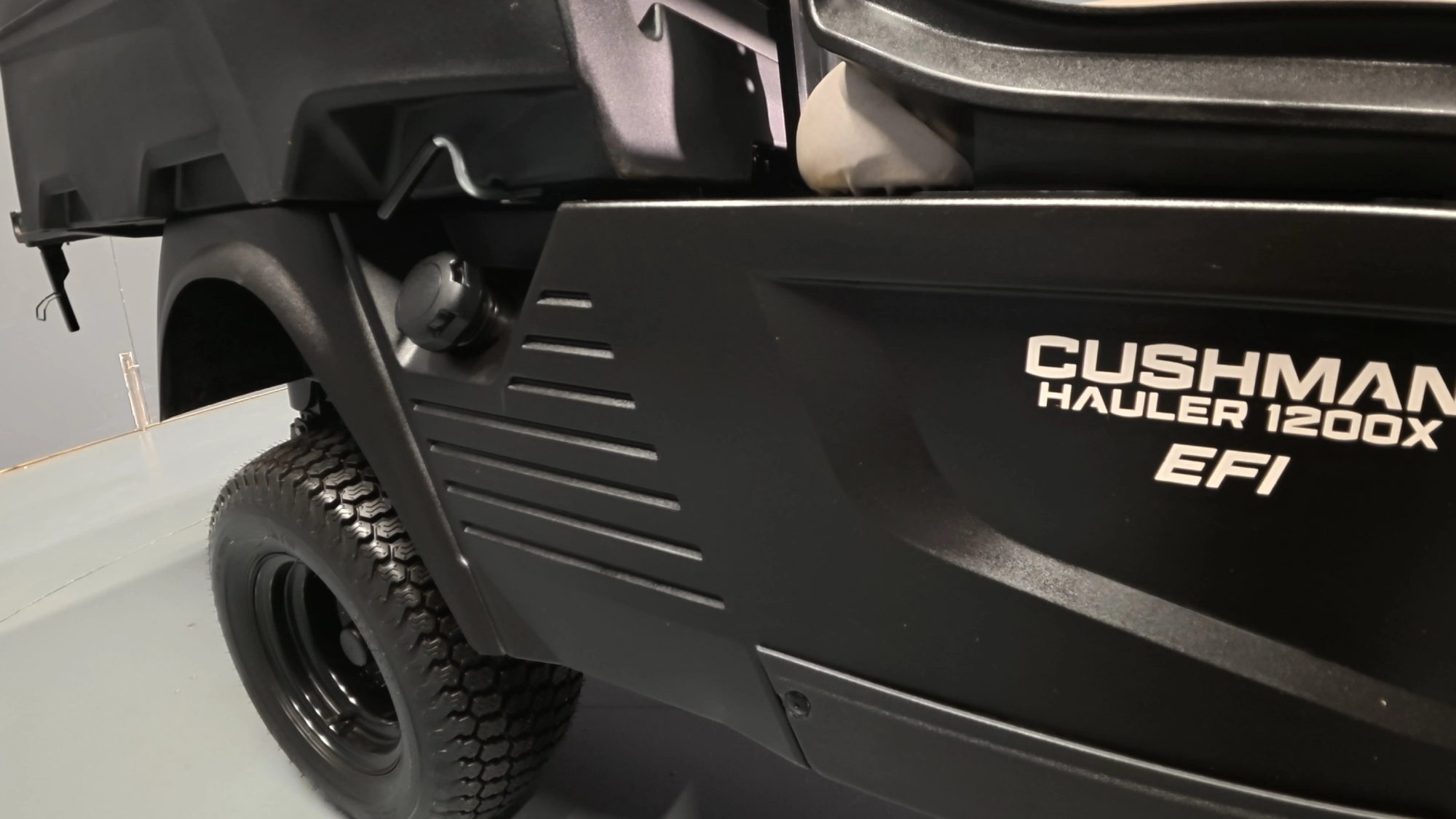 cushmanhauler-1200x-features3